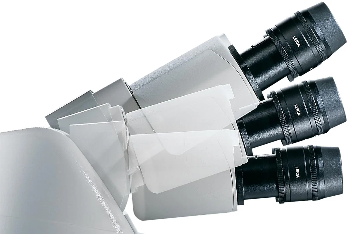 Microscopio binocular LEICA "DM1000" aplicaciones clínicas - Imagen 2